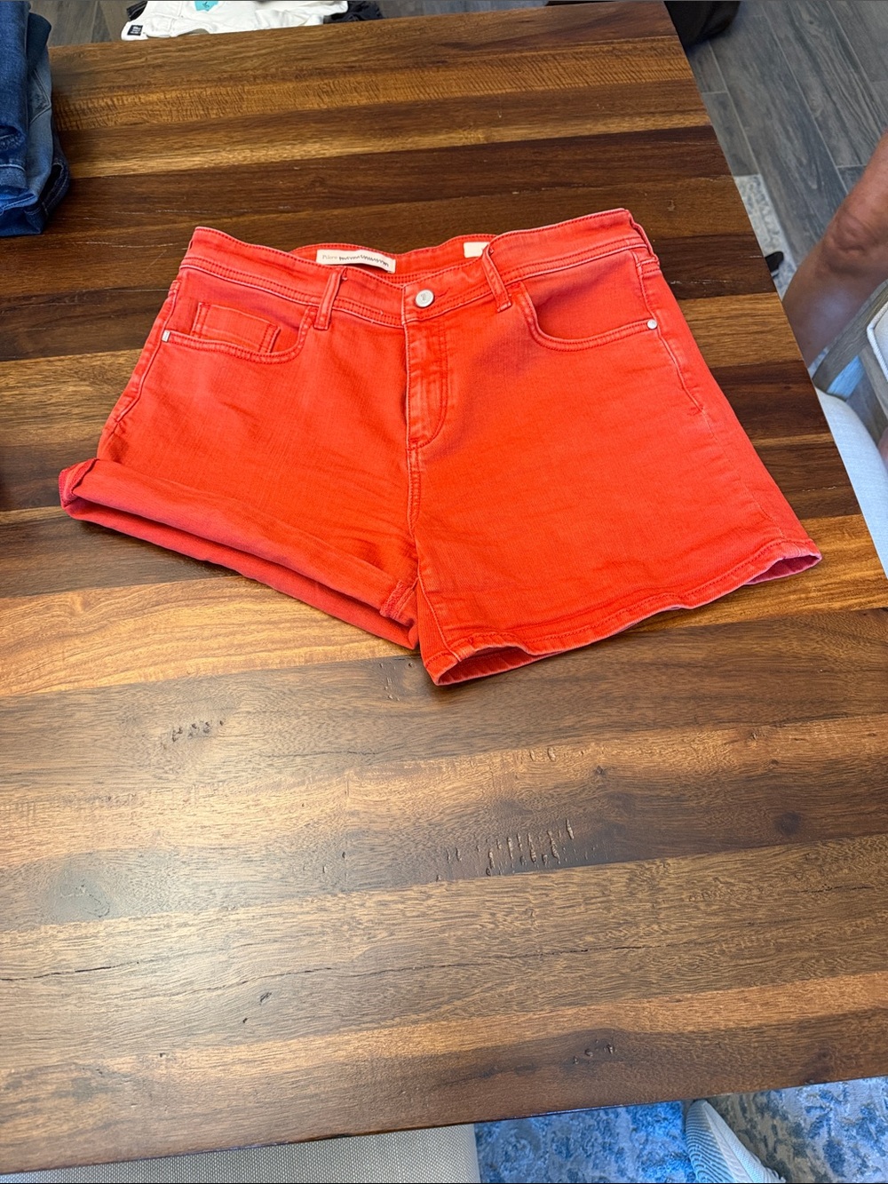 Pilcro in the letterpress, Women’s Red Denim Shorts, Style-Hyphen